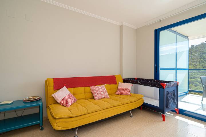 Apartamento entero, Apartamento 'Beach and Green' con vistas al mar, Wi-Fi y aire acondicionado in La Cala de Finestrat, Villajoyosa