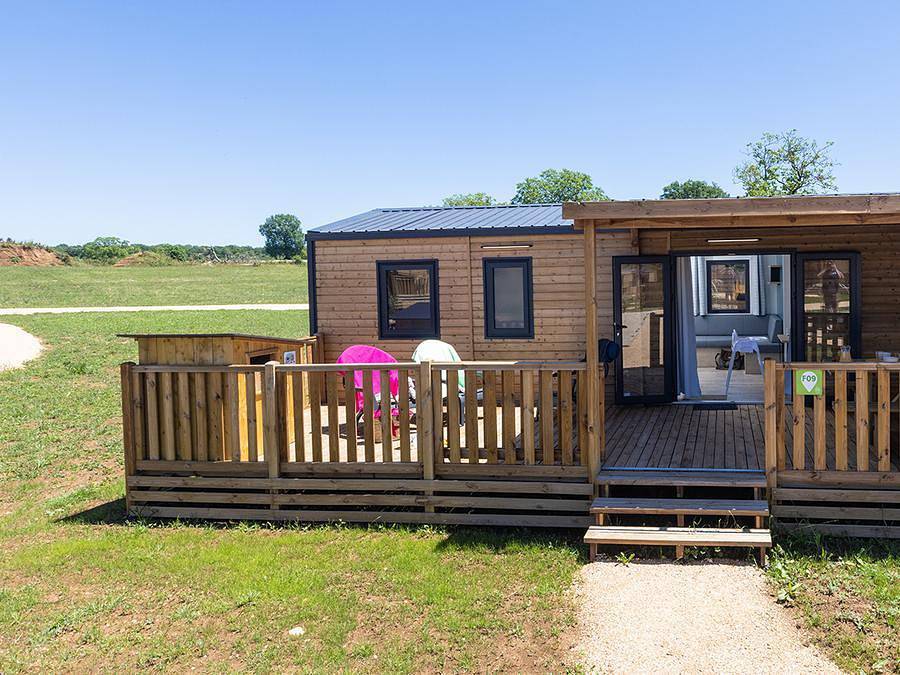 Camping Sites et Paysages - Le Ventoulou - Mobilheim 6 personen - Cottage Le P'tit Quercynois (Ankunft Samstag) - 3 Zimmer - 2 Bäder in Thégra, Regionaler Naturpark Causses du Quercy
