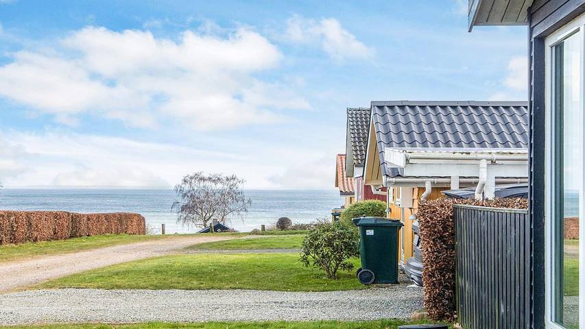 Ferienhaus für 6 Personen, mit Ausblick und Terrasse sowie Garten in Binderup Strand