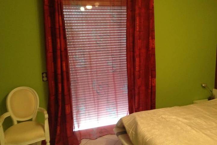 Location de vacances pour 10 personnes, avec terrasse et jardin à Saint-Marcel-d'Ardèche - 4