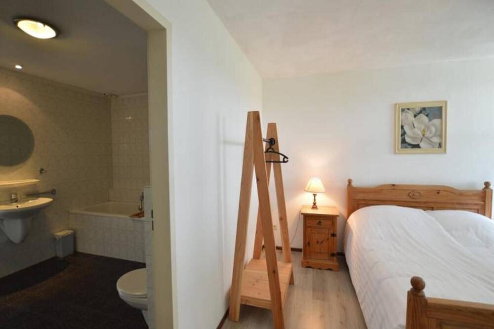 Groepsboerderij met grote tuin en weids uitzicht in Noord-Brabant