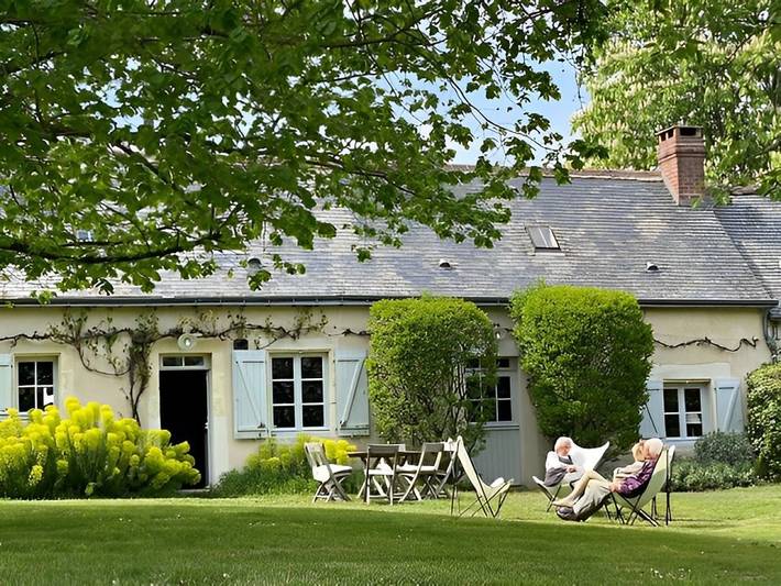 Chambre d’hôte pour 2 personnes, avec jardin et piscine