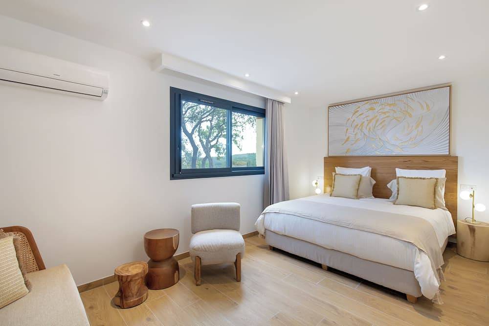 Résidence Esterel 1, Villa für 12 Personen mit 5* Zugang bei Esterel Caravaning in Saint-Raphaël, Mittelmeerküste (Frankreich)