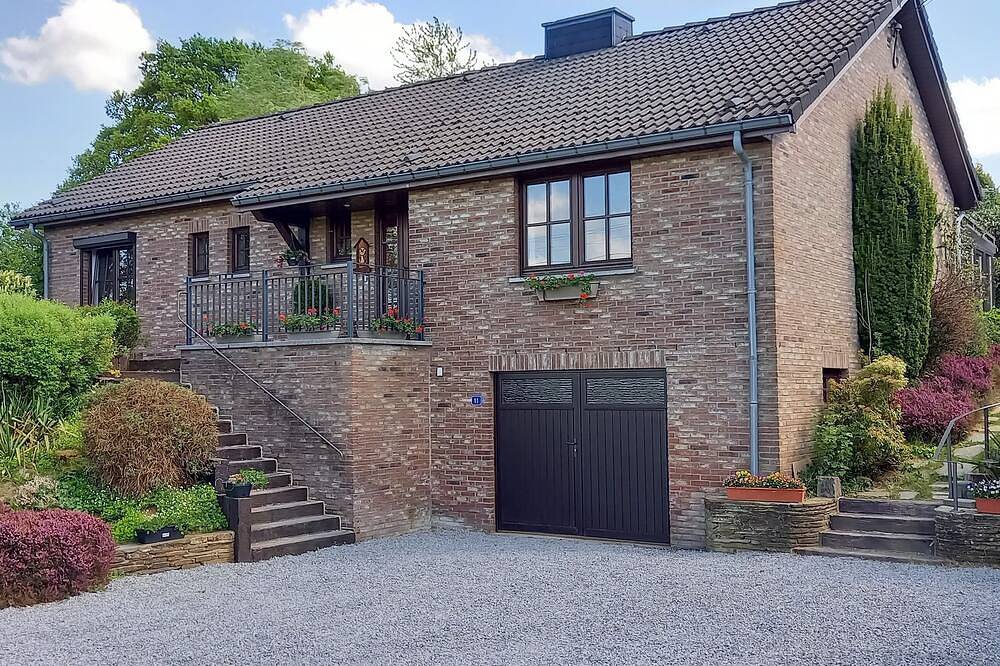 Gîte Les Sittelles-House-Family-Ensuite with Bath-Garden View in Champlon, Tenneville