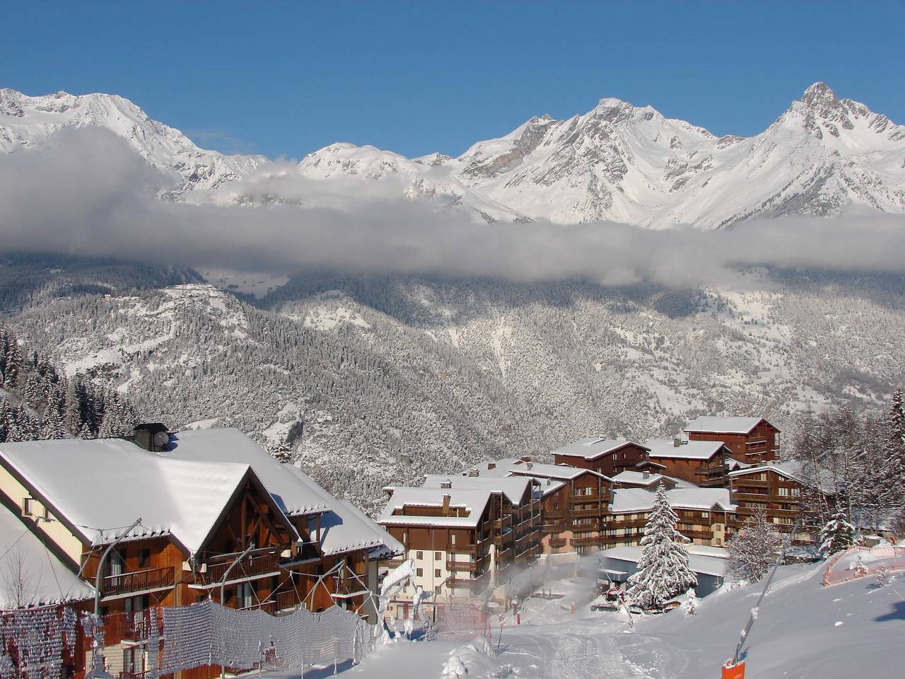 Geheel vakantieappartement, Vakantieappartement voor 4 personen met balkon/terras in Valfréjus, Modane
