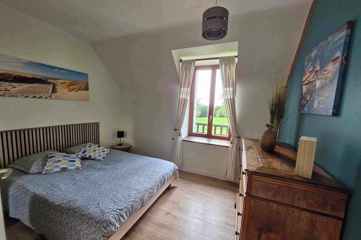 Location de vacances pour 2 personnes, avec jardin ainsi que piscine et terrasse à Bonnemain - 3