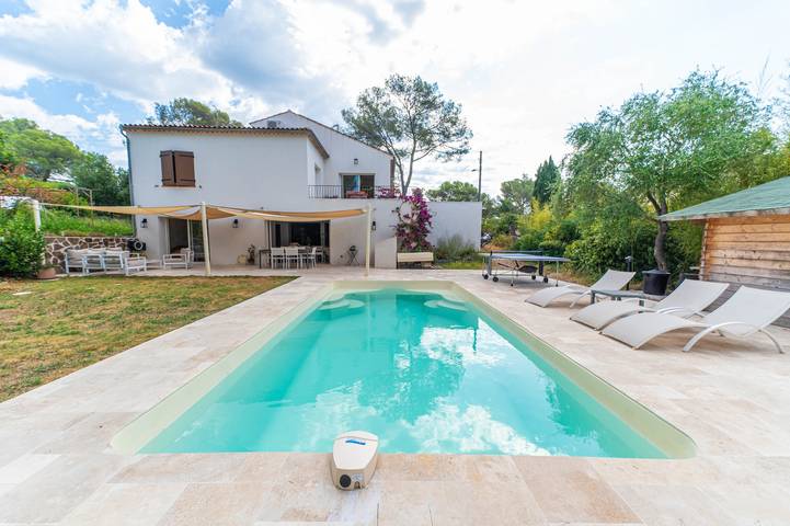 Maison de vacances pour 6 personnes, avec jardin et balcon dans Boulouris