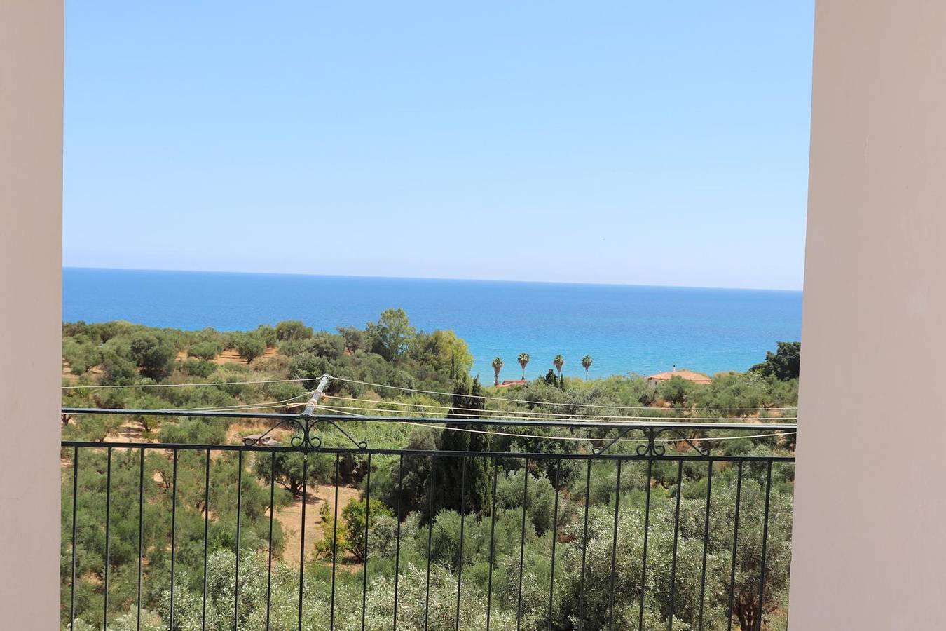Geheel appartement, Vakantieappartement voor 6 personen met terras in Messenia