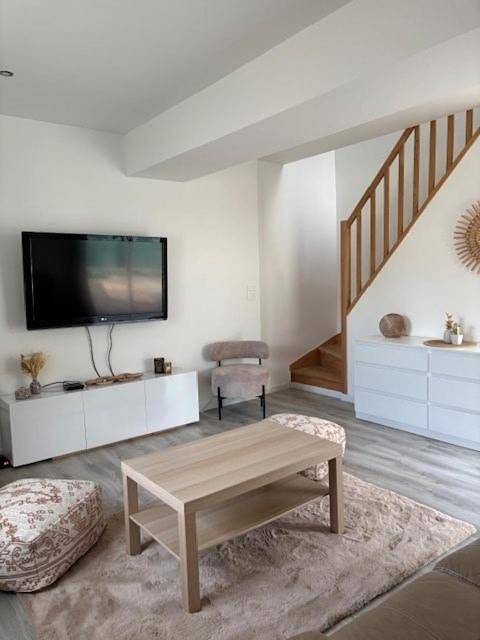 Location de vacances pour 6 personnes, avec vue et terrasse, animaux acceptés dans Avant-lès-Marcilly