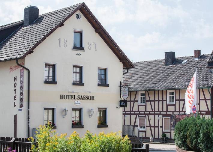 Hotel für 2 Personen, mit Terrasse und Garten sowie Ausblick in Battenberg