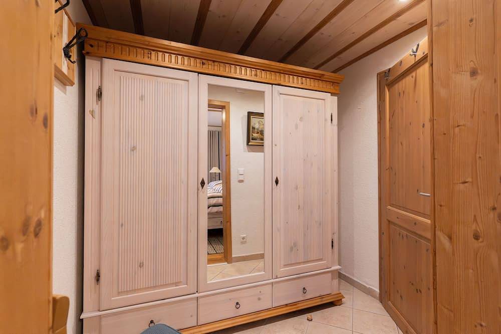 Ganze Wohnung, Ferienwohnung am Skilift Jochberg bei Kitzbühel (max. 4 Personen) in Jochberg, Kitzbüheler Alpen