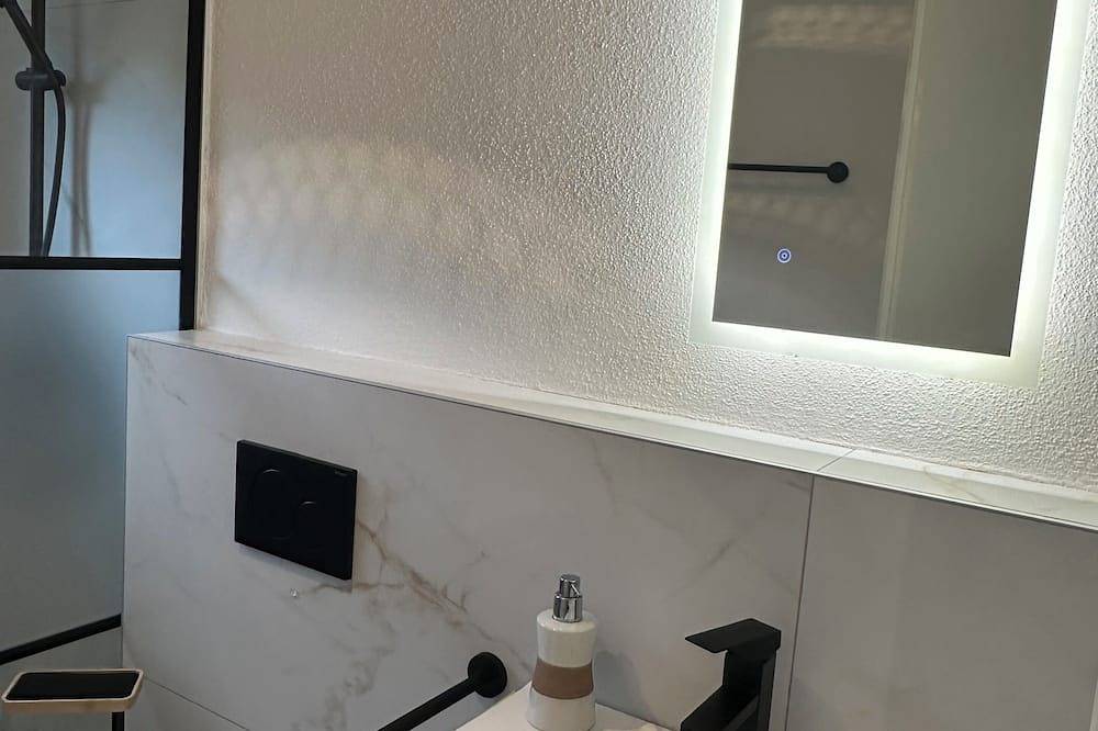 Ganze Wohnung, Exklusiv Design-Apartament in Obernbung in Obernburg am Main, Fränkisches Weinland