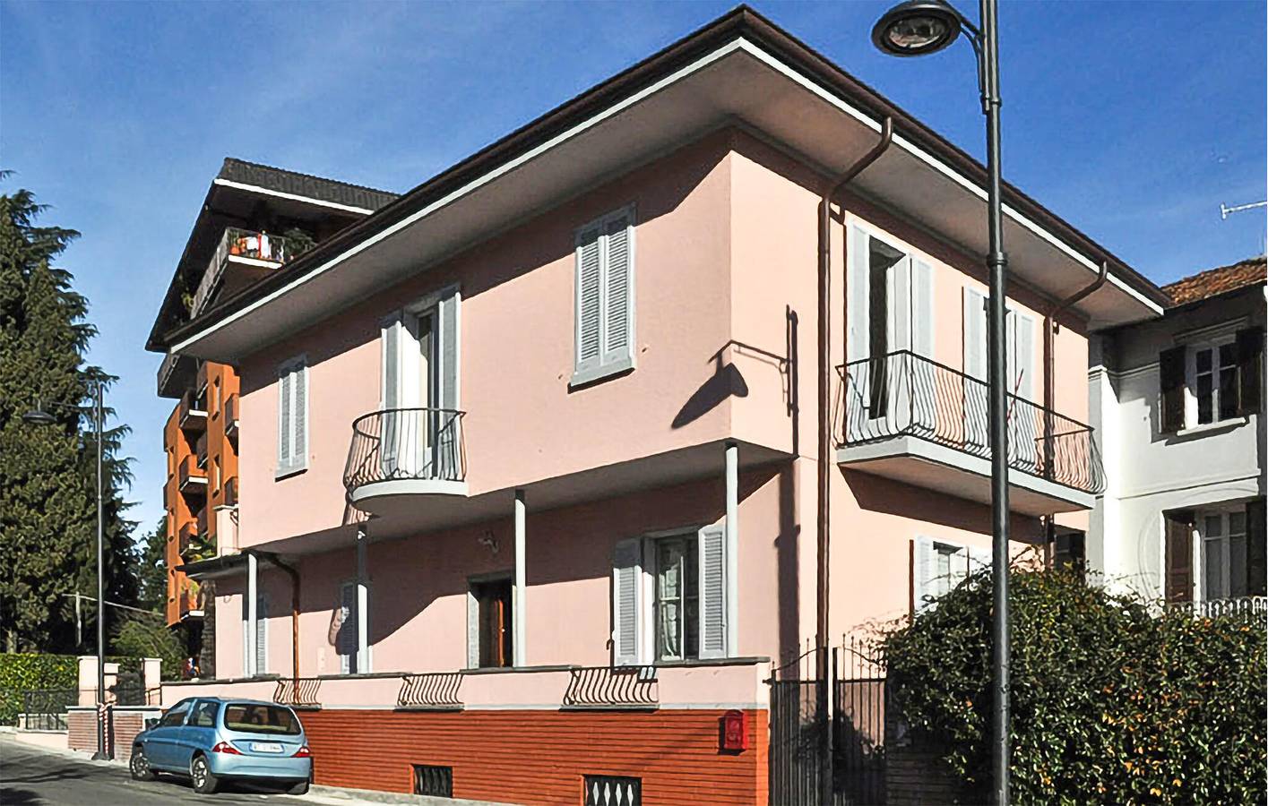 Appartamento intero, Incantevole appartamento con terrazza e giardino, vicino alla spiaggia e al centro città, Stresa in Stresa, Comune di Stresa