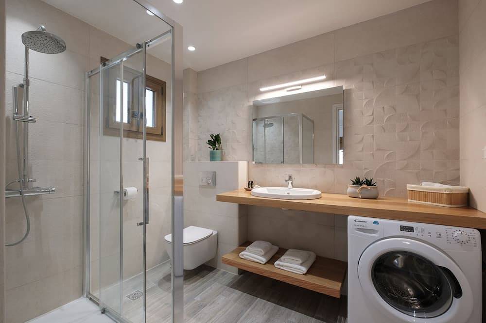 Ganze Wohnung, Armikes Beachfront Suite 2 Afionas Korfu in Agios Georgios, Korfu