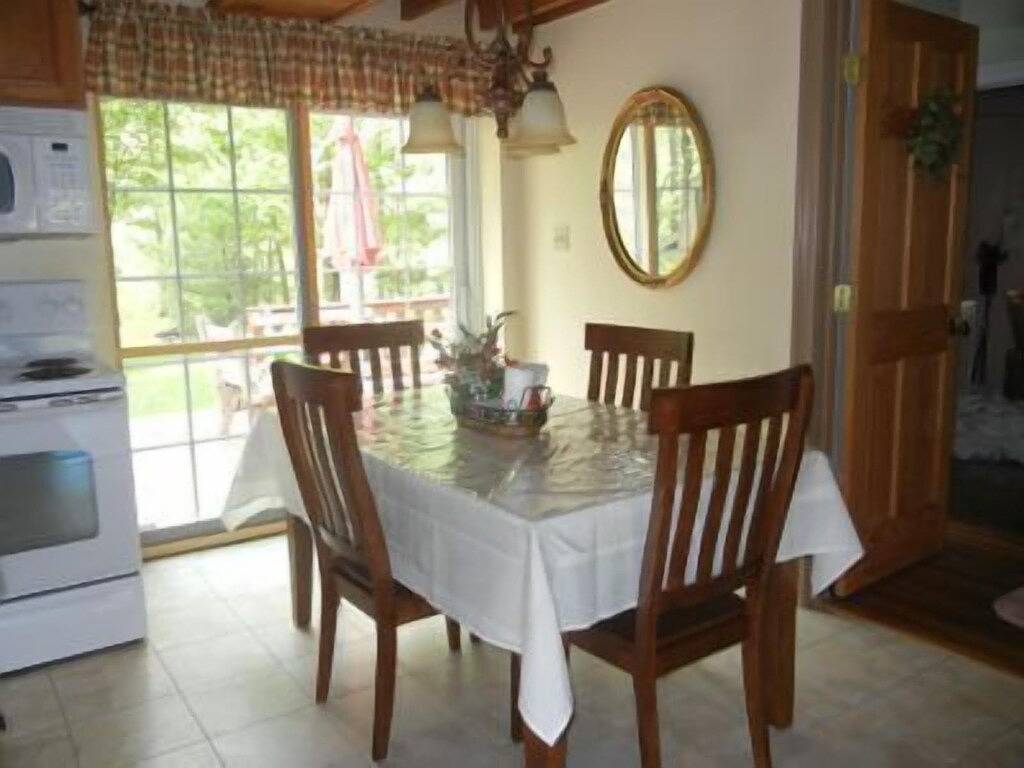 Schönes Blockhaus am Pine Creek in Tioga County