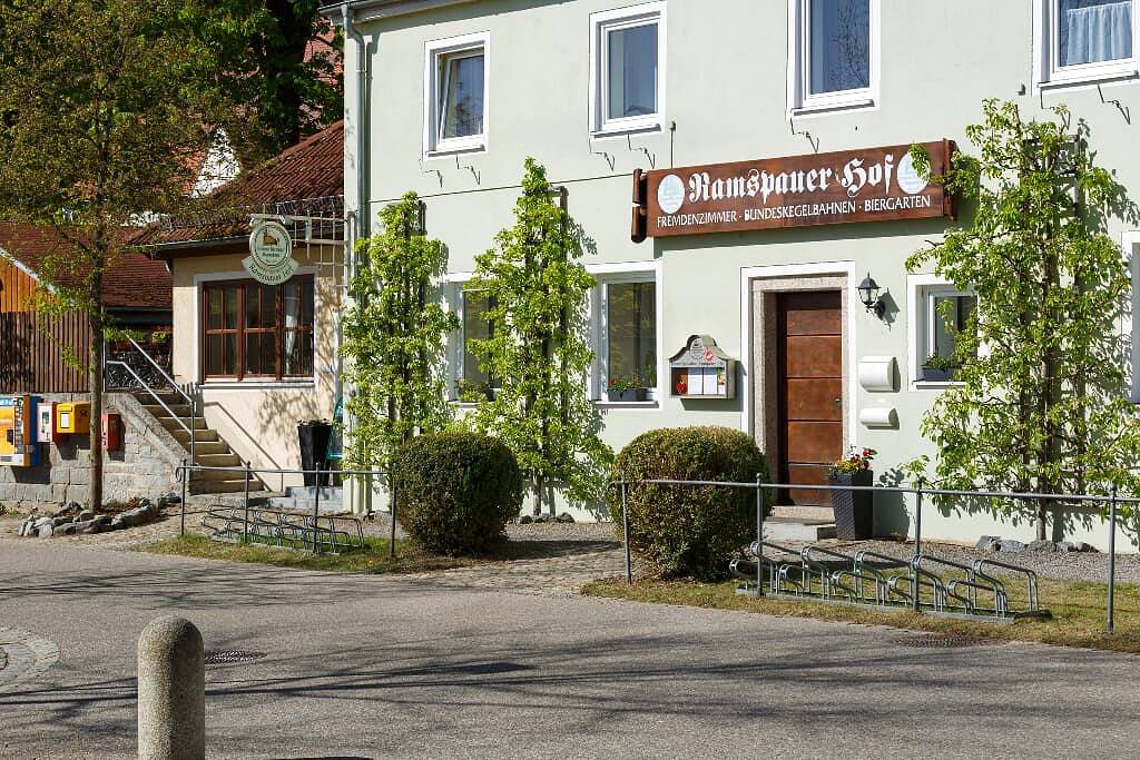 Ramspauer Hof - Doppelzimmer mit Boxspringbetten in Ramspau, Regenstauf