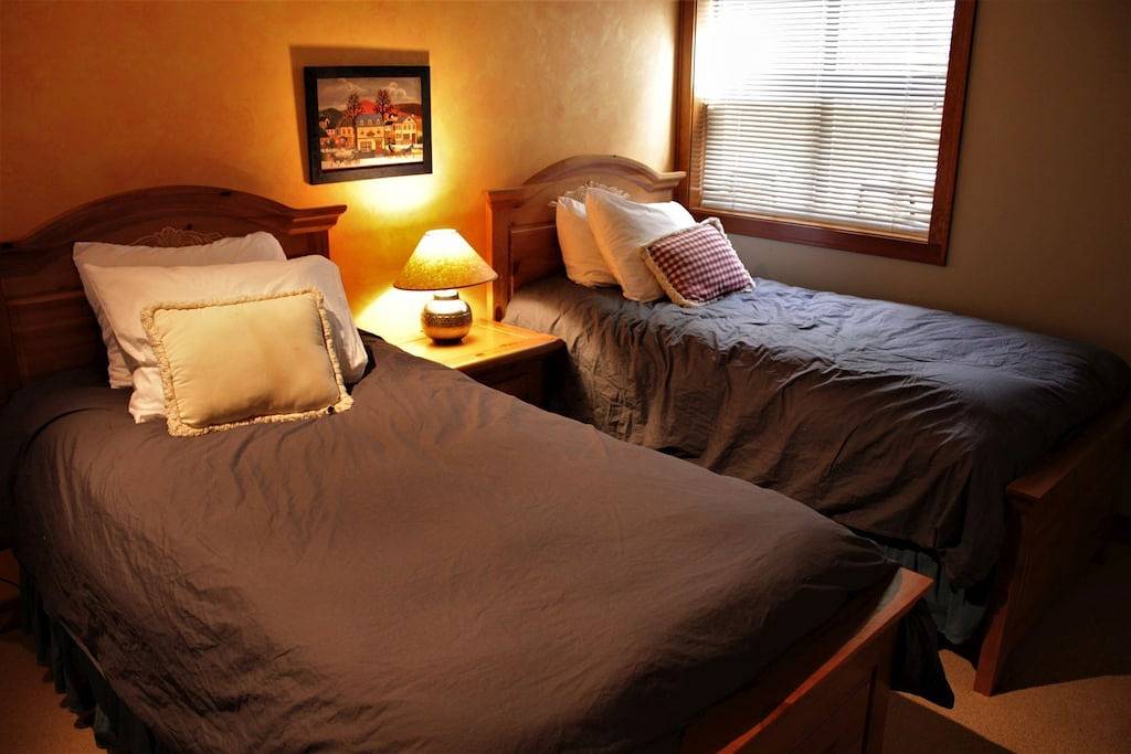 Herrliche 2 Schlafzimmer in \"The Woods\" am Lost Lake in Whistler, Whistler Blackcomb