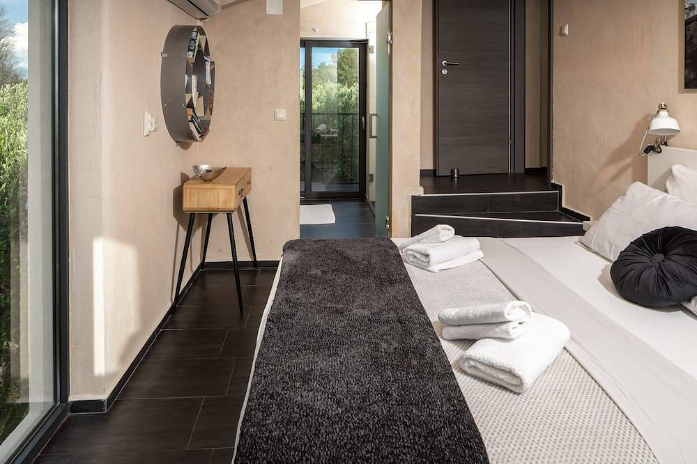 Villa confortable con piscina situado en su propio olivar in Stari Grad, Hvar (isla)