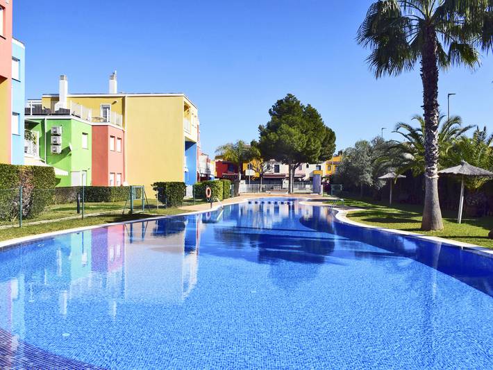 Apartamento de vacaciones para 4 personas, con jardín y piscina - 1