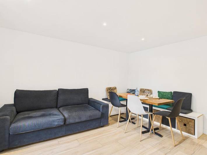 Gîte pour 2 personnes dans Office De Tourisme De Batz Sur Mer