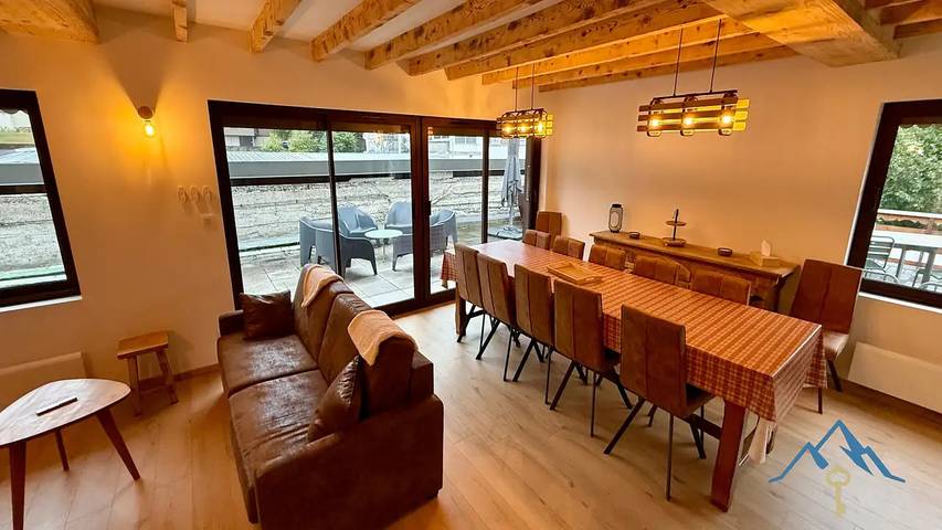 Chalet pour 13 personnes, avec terrasse à Mont-Dore - 2