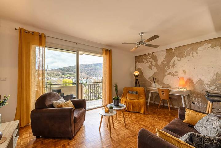 Glamping voor 4 personen, met balkon in Annecy
