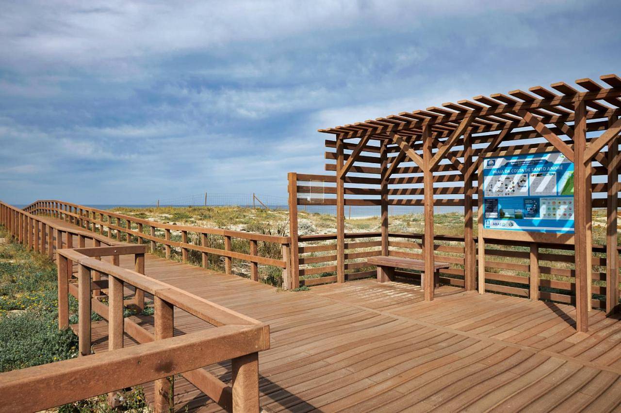 Apartamento inteiro, One-Bedroom Apartment in Costa Alentejana