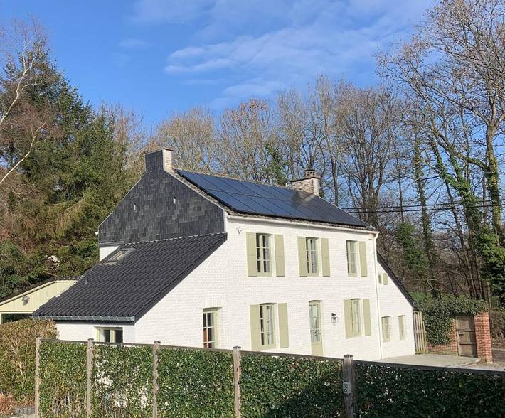 Gîte pour 5 personnes, avec piscine et jardin, adapté aux familles à Wanze