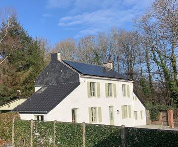 Gîte pour 5 personnes, avec jardin et piscine, adapté aux familles à Wanze