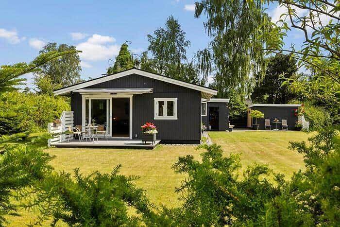 Ferienhaus für 4 Personen, mit Garten und Terrasse in Orø