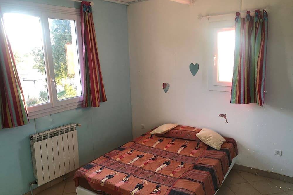 Superb villa 4 fronts in Garéoult, Brignoles region