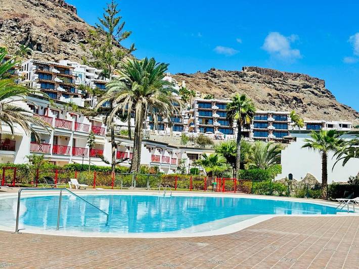 Apartamento para 4 personas, con piscina y jardín además de vistas y piscina para niños en Playa del Cura