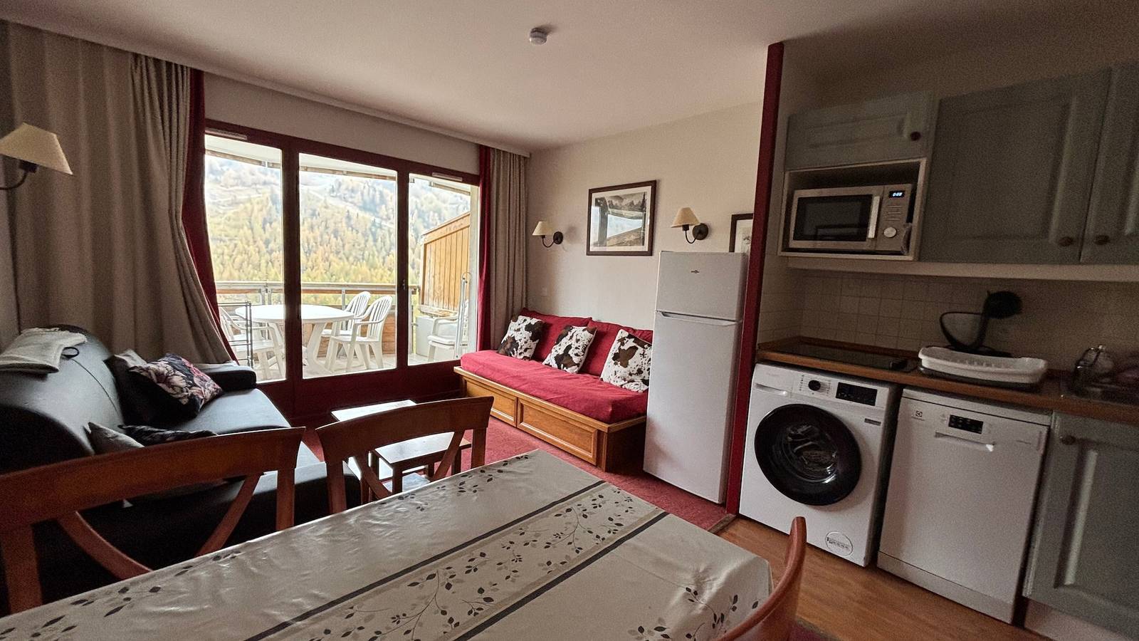 Mooi 2-kamerappartement met uitzicht op de pistes, Terrasses d'Azur in Isola 2000, Isola