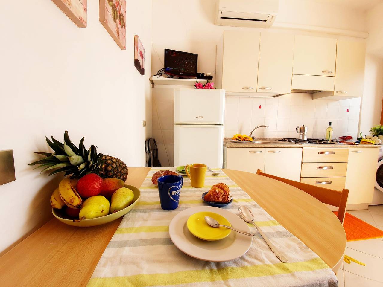 Appartamento intero, Appartamento per vacanze "La Bouganville" con aria condizionata e terrazza in Capoliveri, Isola d'Elba