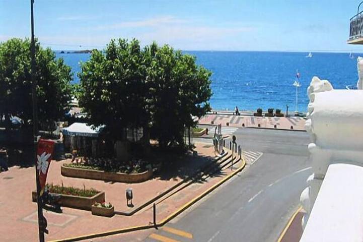 Gîte pour 3 personnes, avec balcon dans Casino De Saint Raphael