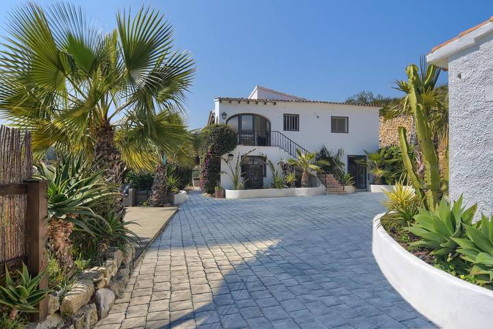 Villa pour 20 personnes, avec piscine et jardin, adapté aux familles à Benissa - 4