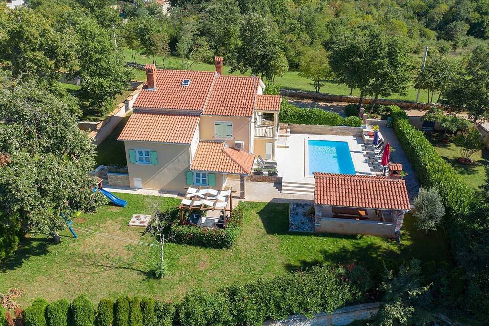 Casa vacanza a Gimino a partire da 228€ a notte