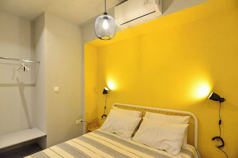 Entire apartment, Athens loft 5 minutes from Monastiraki metro stop in Central Section of Athens, Athens
