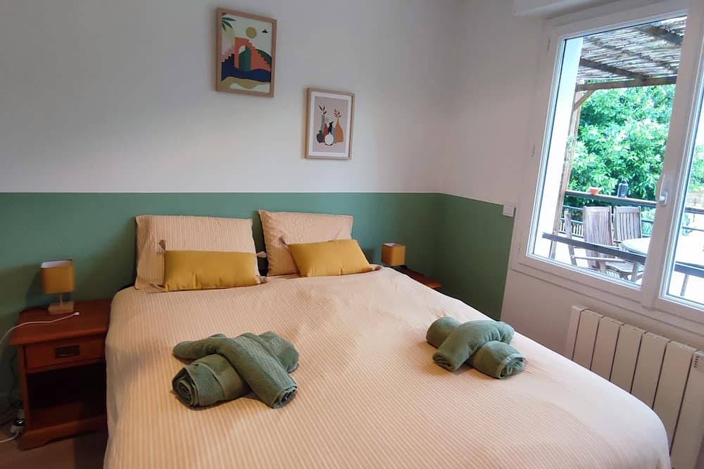 Appartement entier, Appartement 2 chambres avec jardin et terrasse  au soleil ☀️ in Lanester, Côte des Mégalithes