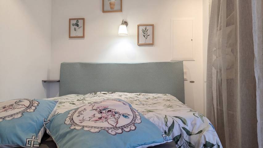 Gîte pour 3 personnes, avec terrasse ainsi que jardin et piscine à Cabrières-d'Avignon - 3