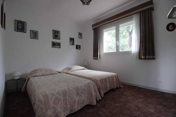 Location de vacances pour 6 personnes, avec Terrasse et Jardin à Sainte-Lucie-de-Tallano - 2