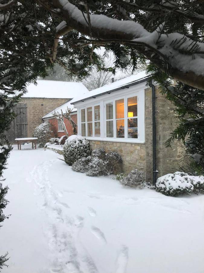 Holiday rental for 4 people, with Balcony and Terrace as well as Garden and View in Burton Bradstock