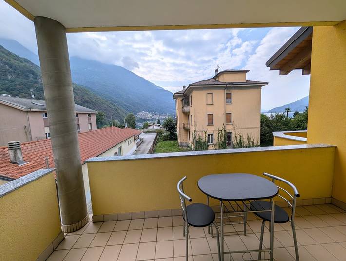 Ganze Wohnung, Ferienhaus 'Casa Jenny - vista lago a Novate Mezzola' in Campo Mezzola, Novate Mezzola