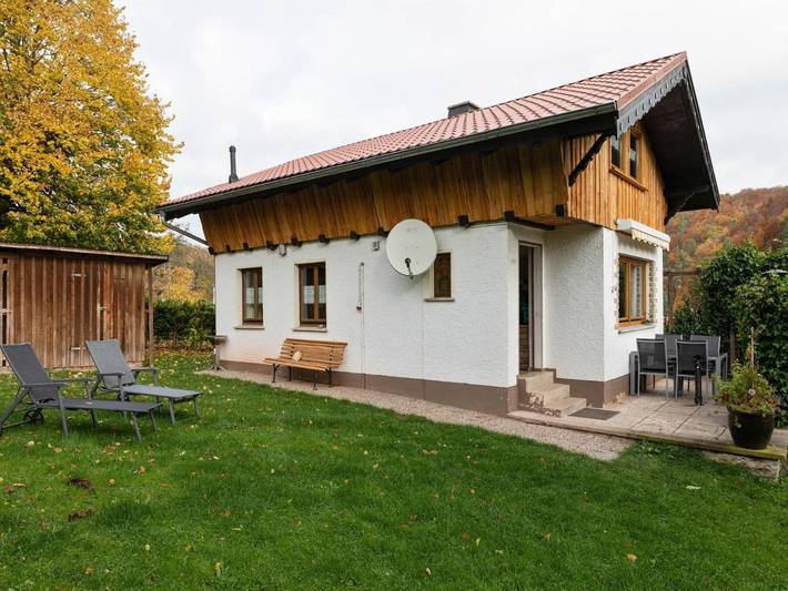 Ferienhaus für 4 Personen, mit Terrasse und Garten