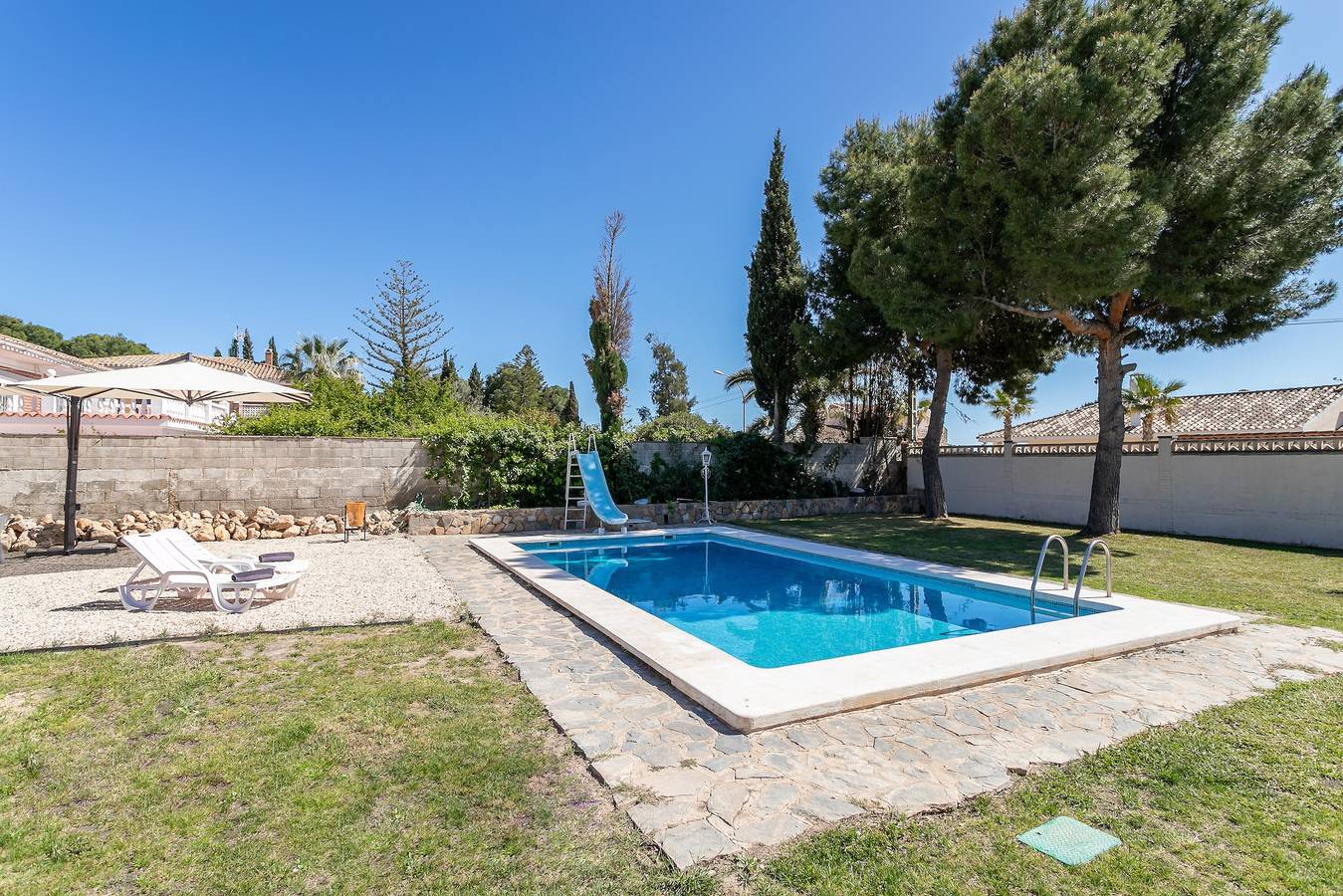 Casa de vacaciones "Las Yucas" que admite mascotas, con vistas a la montaña y Wi-Fi in Busot, Costa Blanca