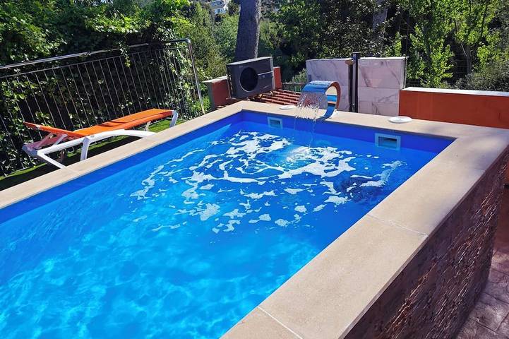 Location de vacances pour 6 personnes, avec jardin à Sant Esteve Sesrovires