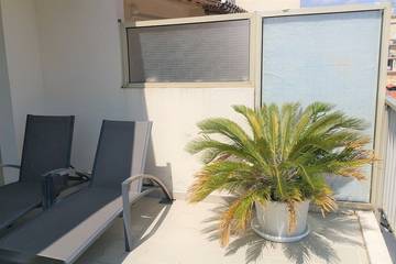 Apartment for 2 People in Juan-les-Pins, Antibes, Photo 2