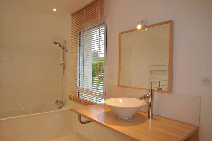 Villa with sea view and heated pool (in season) in Roscoff, Ceinture Dorée