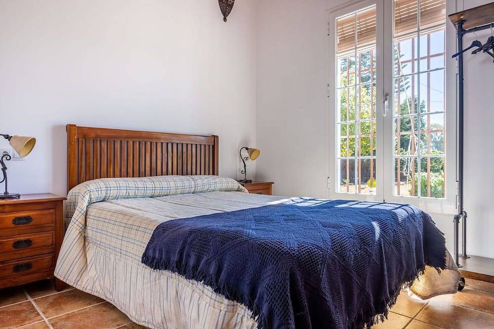 Preciosa casa de vacaciones privada con piscina privada, Wifi, A/C, Tv, patio, aparcamiento in Sanlúcar la Mayor, Provincia de Sevilla