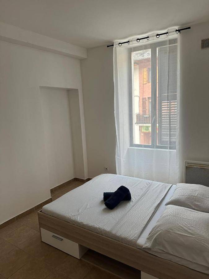 Gîte pour 6 personnes, animaux acceptés à Aiguebelle (Savoie) - 2